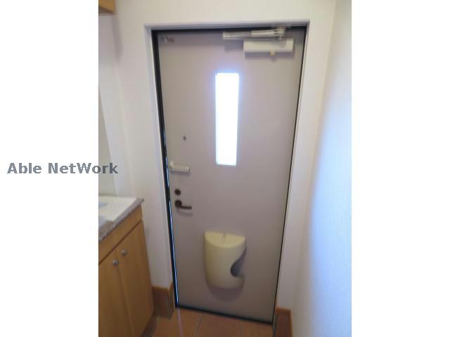 玄関　別部屋イメージ画像