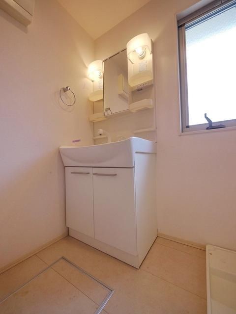 洗面設備　室内参考写真