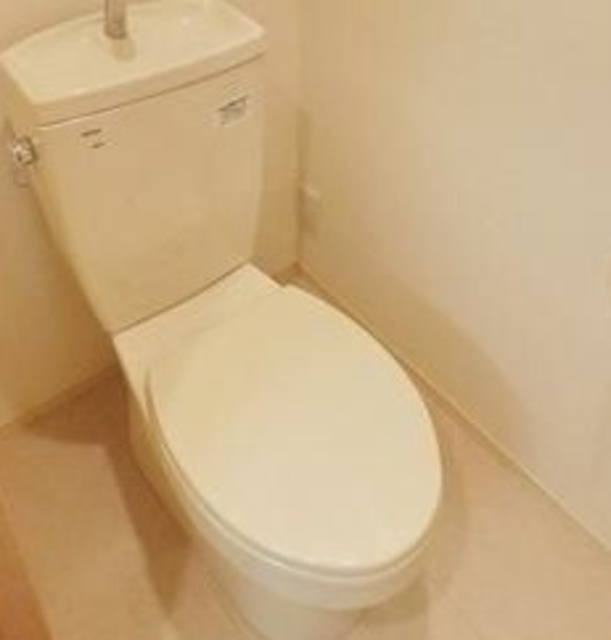 トイレ　室内参考写真