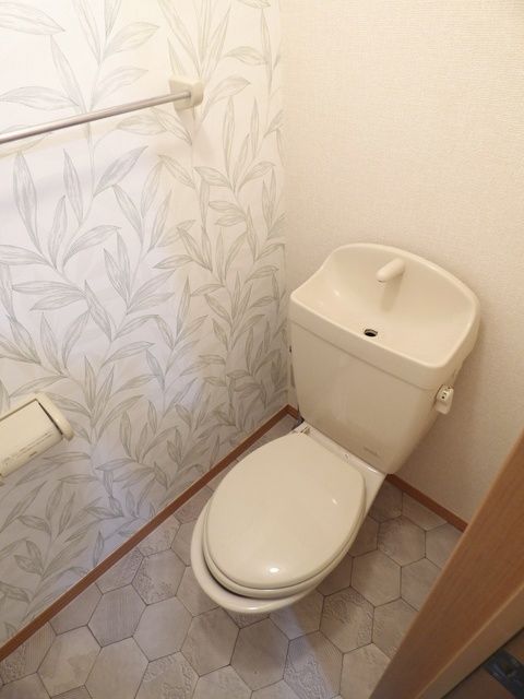 トイレ　トイレ