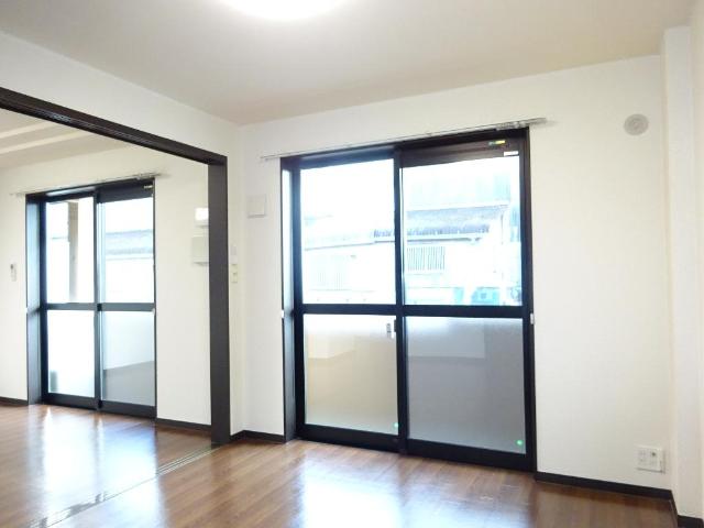 その他部屋・スペース　洋室(南側)