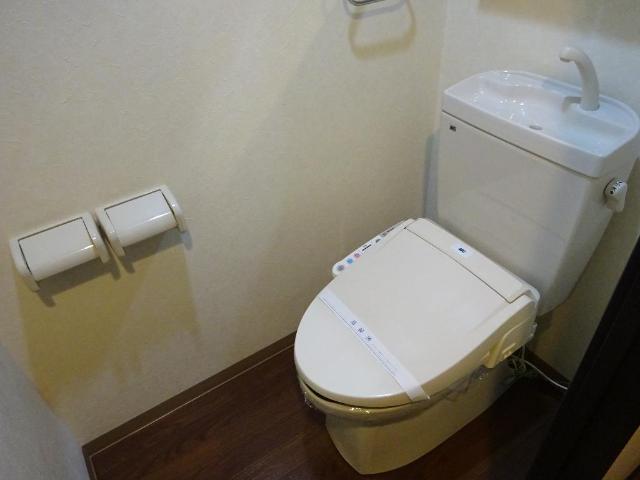 トイレ　シャワー付トイレ