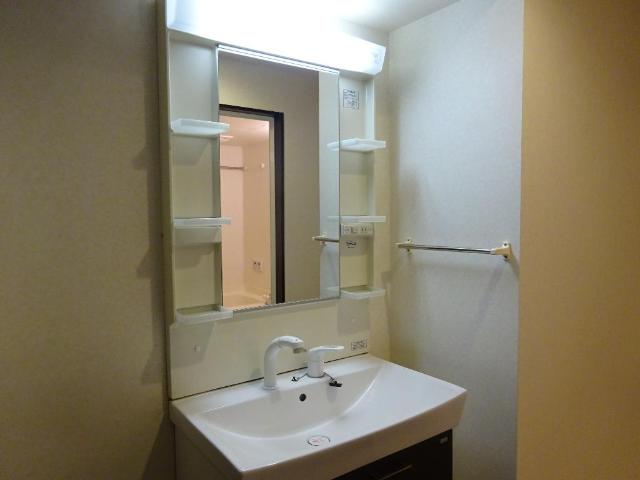 洗面設備　洗髪洗面化粧台