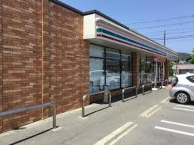 コンビニ　セブンイレブン　姫路広畑小松町店（コンビニ）まで433m