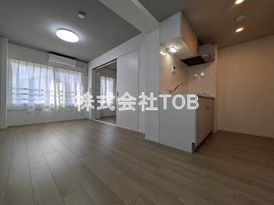 居室・リビング　10帖