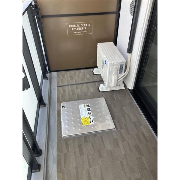 バルコニー　別室の参考写真です。※現況優先