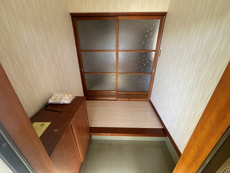 ハイツ中屋敷の玄関写真