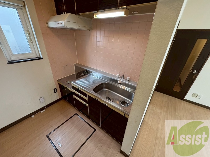 キッチン　キッチンはスペースも広々していて使いやすそうですよ！