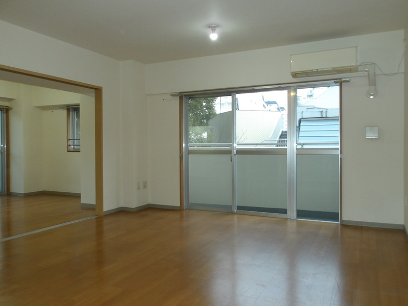 居室・リビング　居室※別部屋参考写真