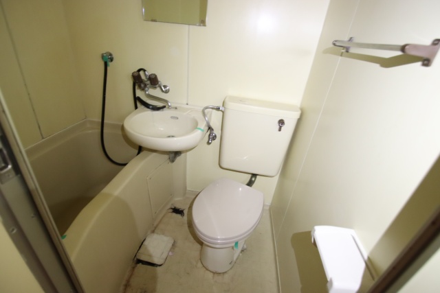 バス・シャワールーム　※別室の参考写真の為、現況優先です。