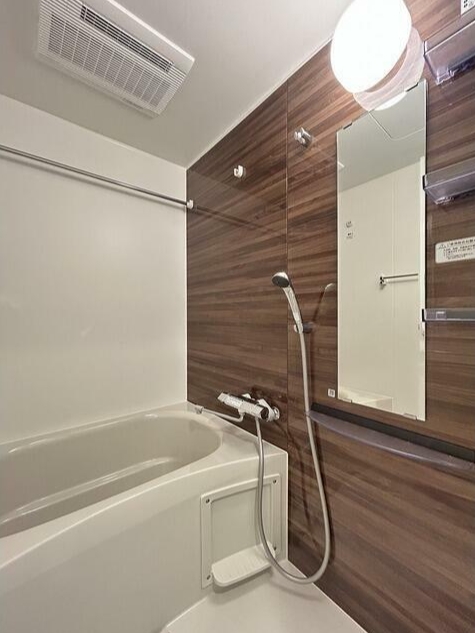 バス・シャワールーム　風呂