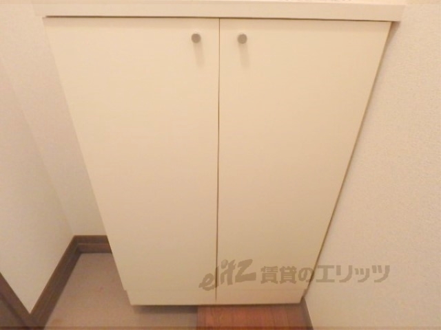 収納　下駄箱