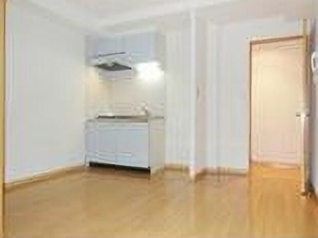 居室・リビング　コスモスマーサ