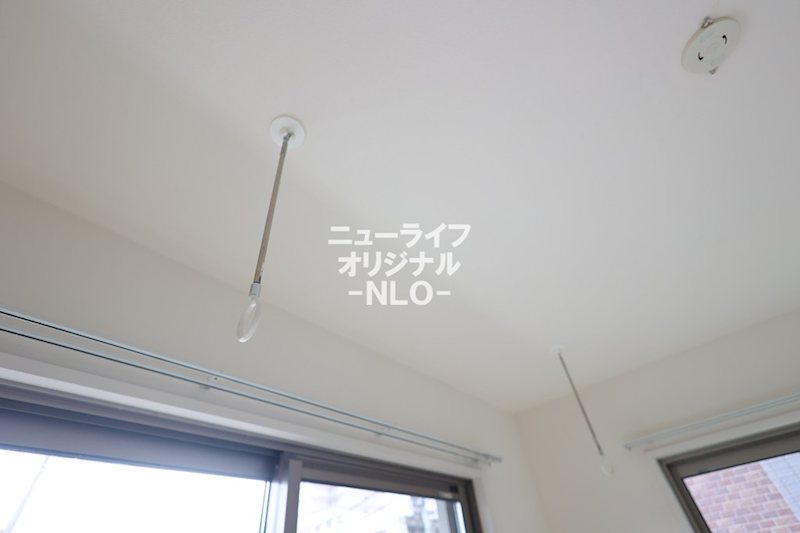 その他設備　雨の日や花粉の季節のお洗濯に役立つ室内物干し☆