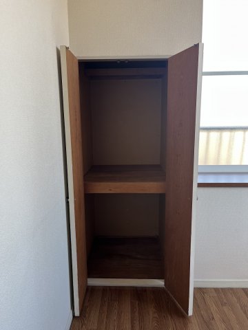 収納　収納は押入タイプ！