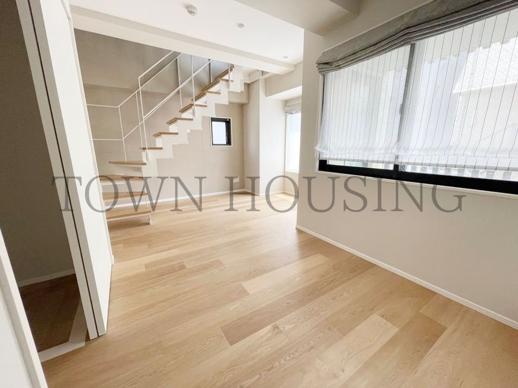 居室・リビング　お問合せは(株)タウンハウジングレジデンス事業部　赤坂店・…