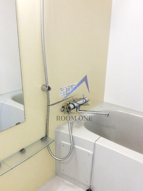 バス・シャワールーム　お風呂です。
