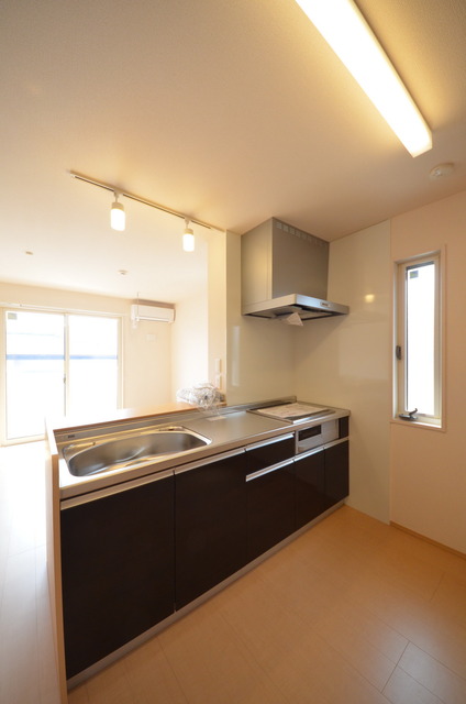 キッチン　★使いやすいシステムキッチン★