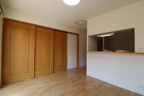 居室・リビング　他号室のお写真です