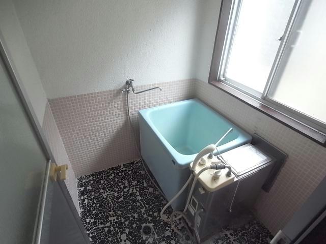 キッチン　※同型参考写真