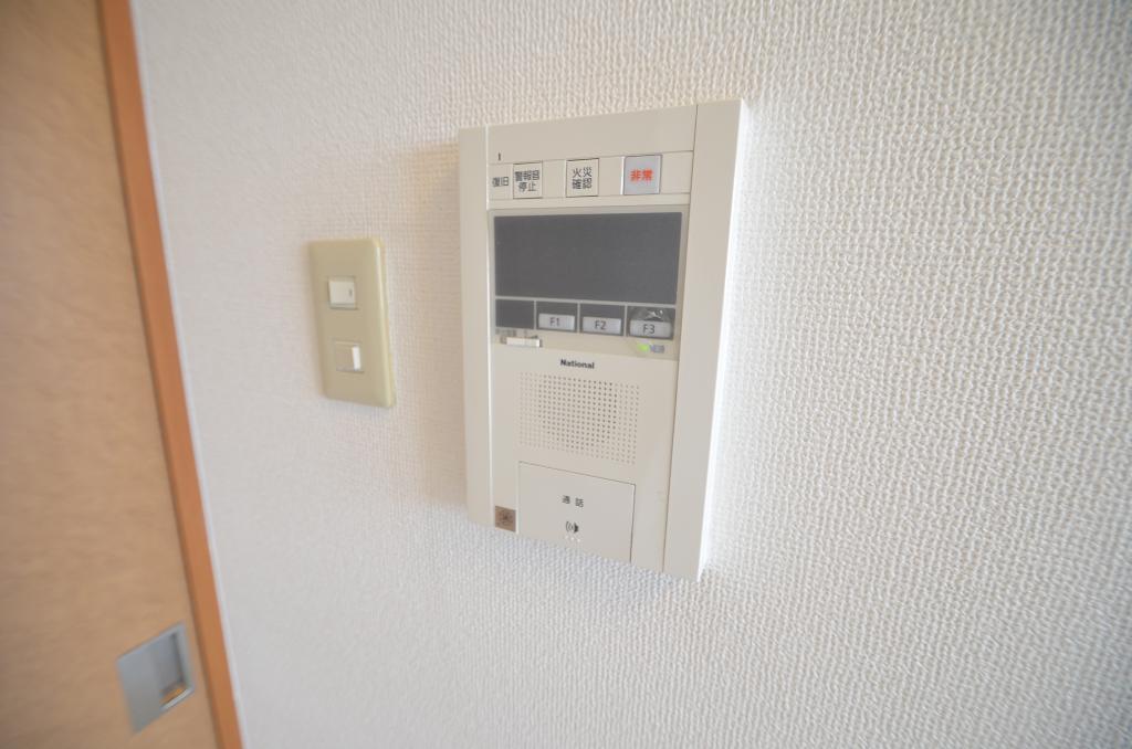 セキュリティ　カメラ付インターホン