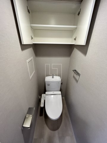 トイレ　アーバネックス本町　温水洗浄便座