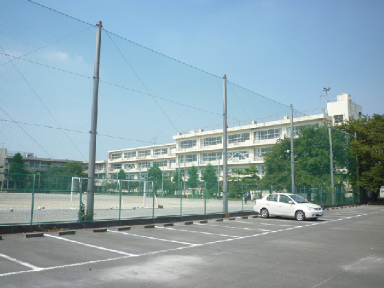 中学校　町田市立南中学校（中学校）まで1636m