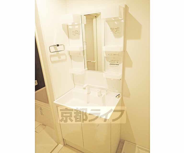 洗面設備　独立洗面台