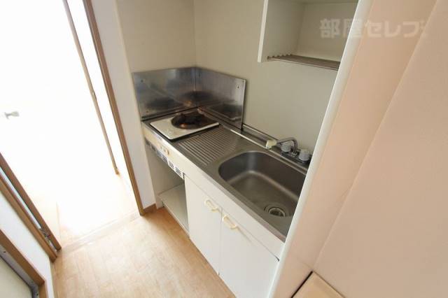 キッチン　※別号室の写真です