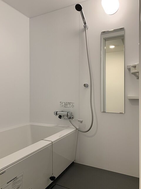 バス・シャワールーム　お風呂で日々の疲れを落としましょう