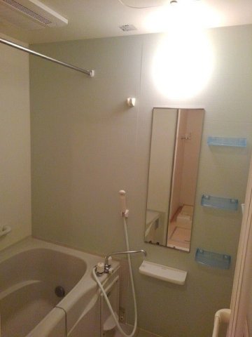 バス・シャワールーム　きれいなお風呂です