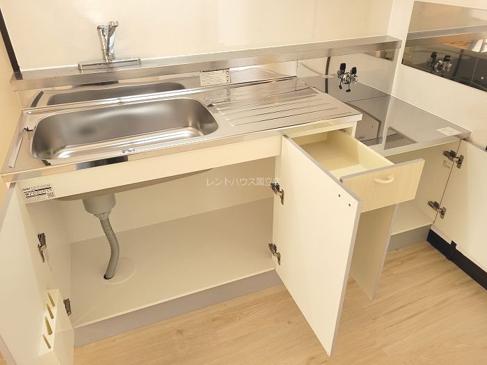 キッチン　同物件別部屋参考写真です