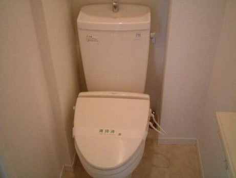 トイレ　他タイプのお写真です