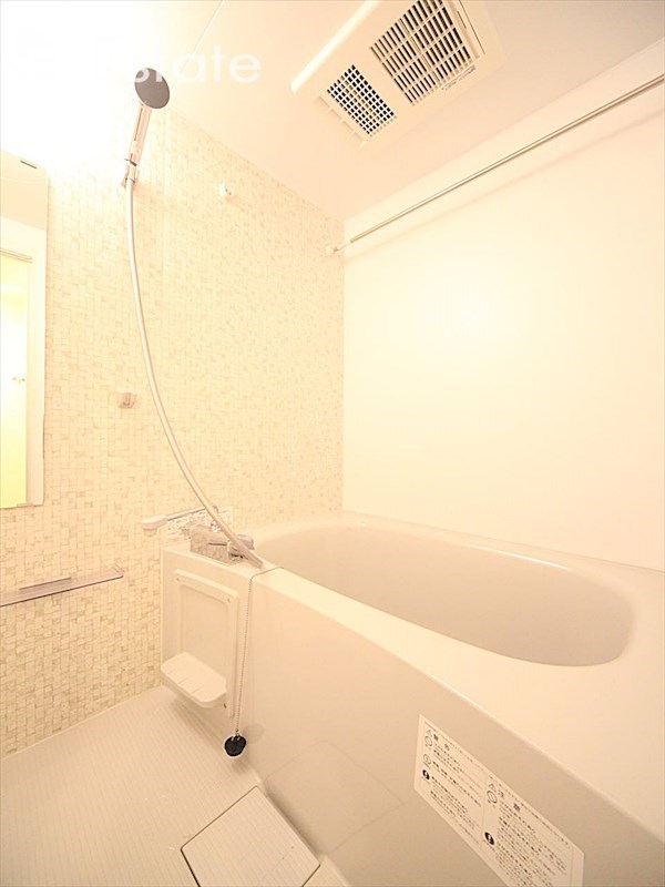 バス・シャワールーム　バスルーム