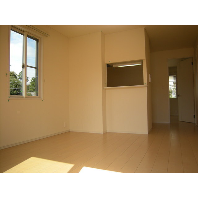 居室・リビング　２面彩光のリビング♪