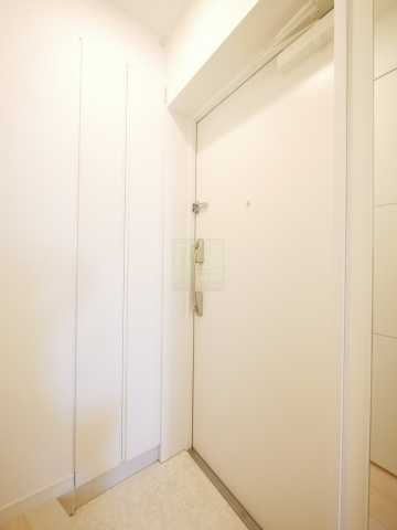 玄関　アイルプレミアム千駄木