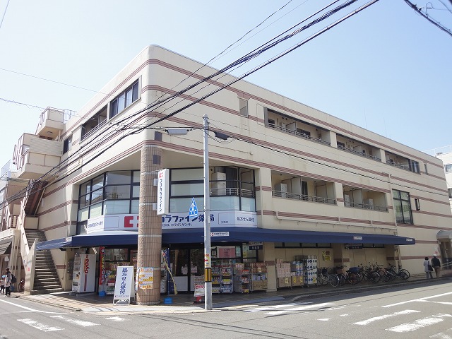 ドラックストア　ココカラファイン 壬生店（ドラッグストア）まで387m