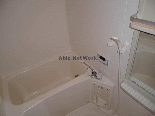 バス・シャワールーム　同物件他号室の写真です
