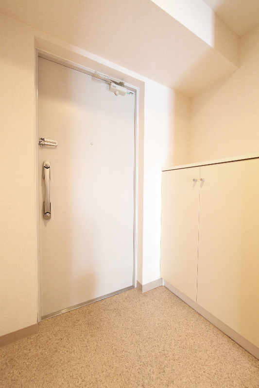 玄関　玄関　シューズボックス