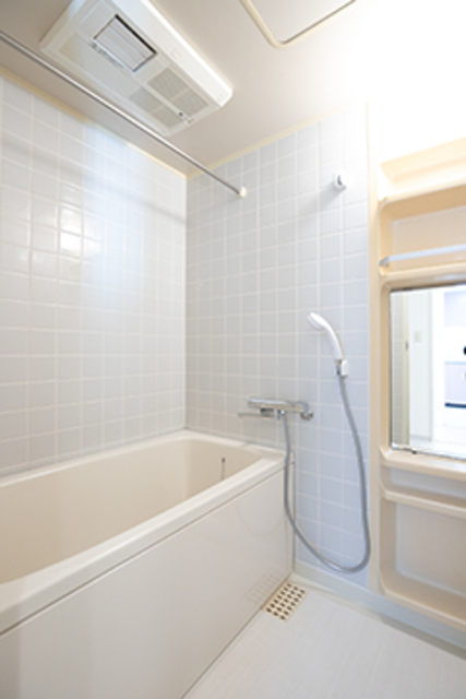 バス・シャワールーム　※写真は同タイプ住戸です。