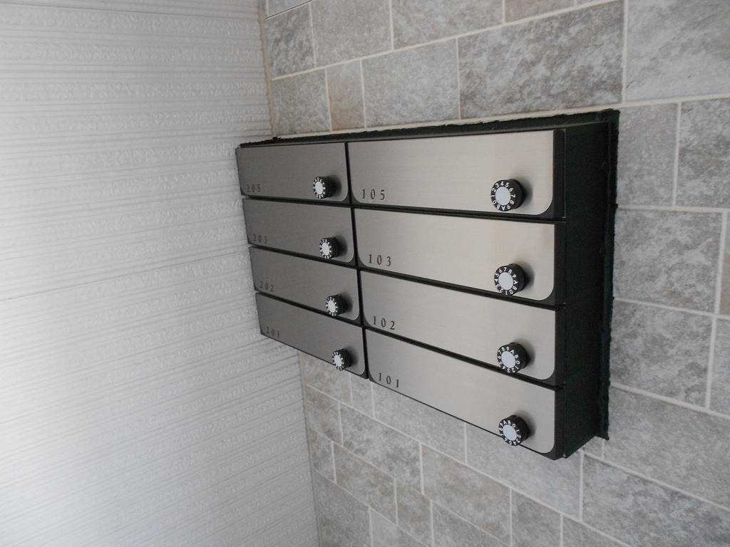 エントランス　※写真は同タイプ同モデルを使用