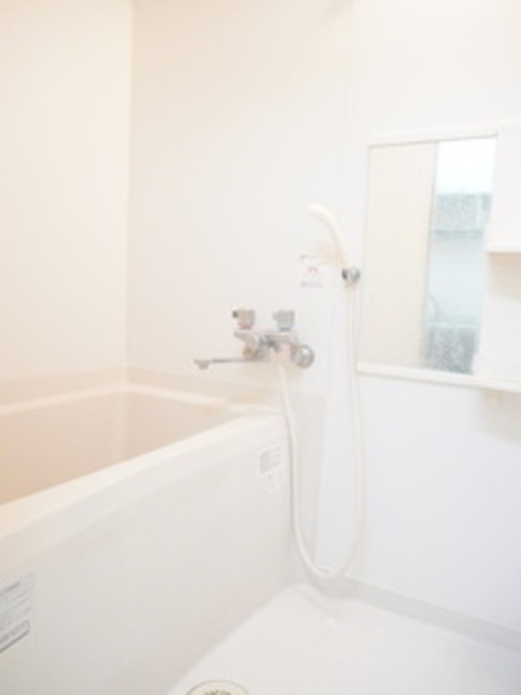 バス・シャワールーム　※同間取り他号室