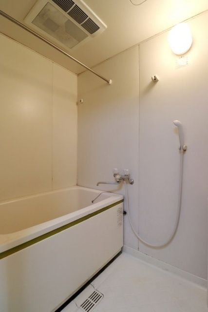 バス・シャワールーム　★お問い合わせはタウンハウジングまで★