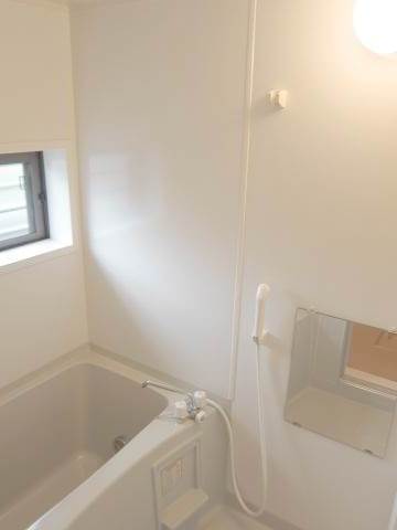 バス・シャワールーム　追い焚き機能付バス