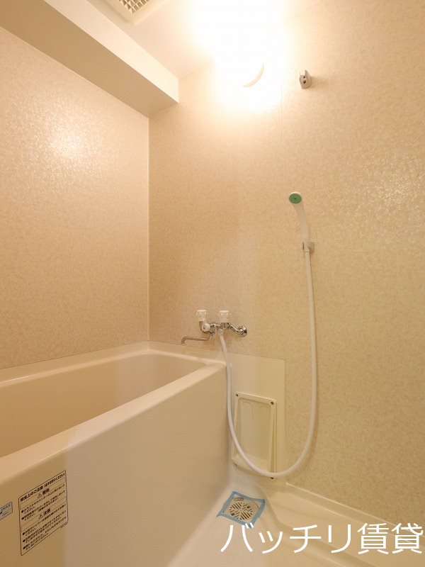 バス・シャワールーム　別号室イメージの為、現状を優先致します。
