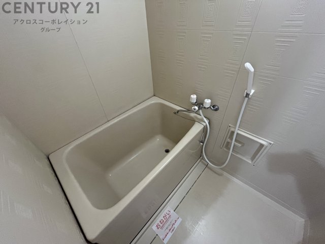 バス・シャワールーム　浴室乾燥付きのバスルーム♪