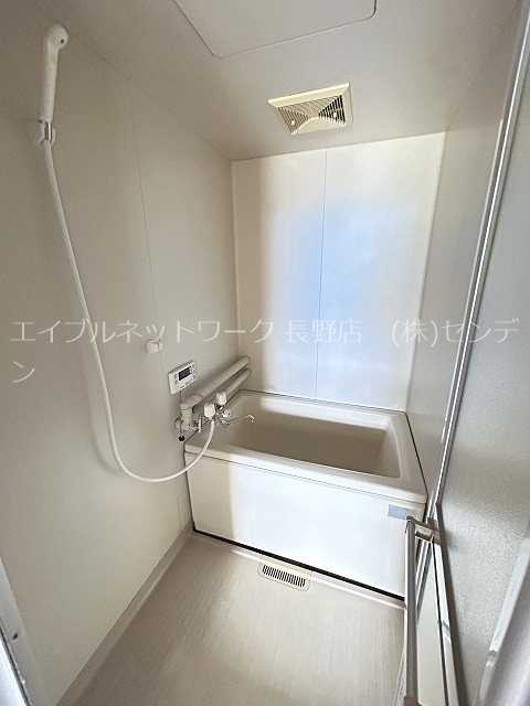 バス・シャワールーム　写真は101号室です。（参考）