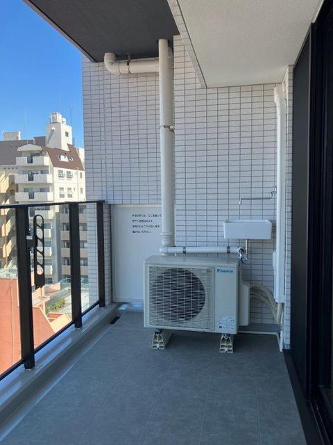 バルコニー　奥行あるバルコニーです