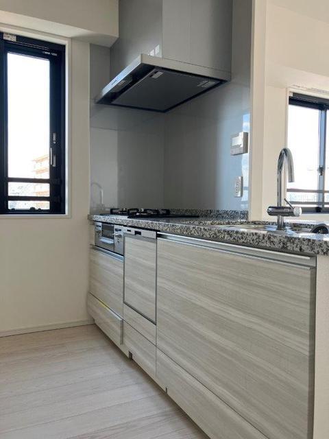 キッチン　食器洗浄乾燥機・ディスポーザー・浄水器付