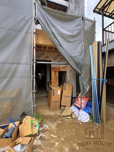 エントランス　外観（建設中）